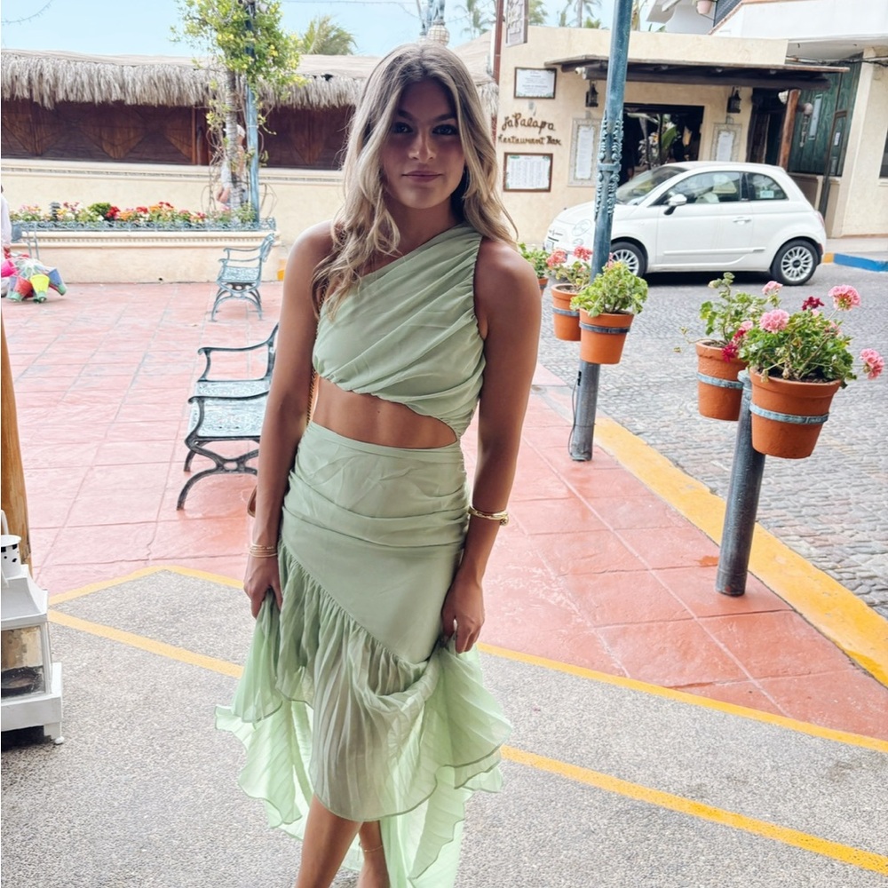 Michael Costello x revolve  Dress